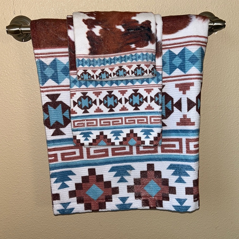 Decorative Towel Set